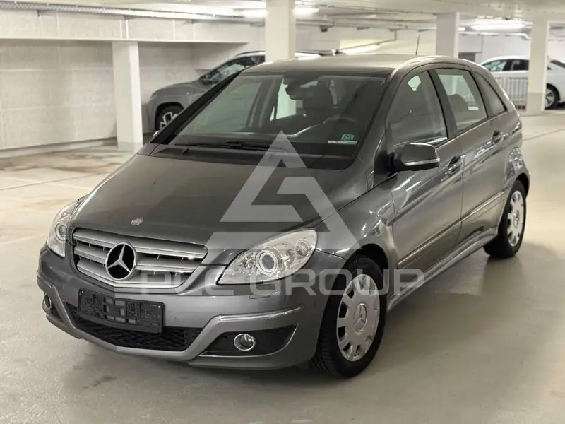 2011 Mercedes Benz B 180