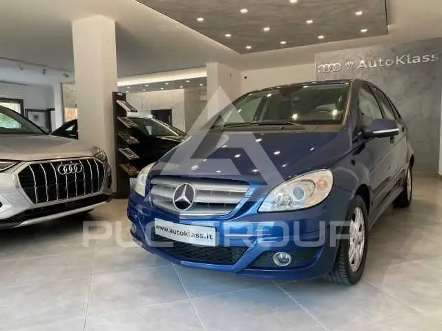 2011 Mercedes Benz B 180