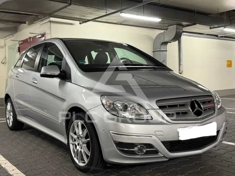 2011 Mercedes Benz B 180
