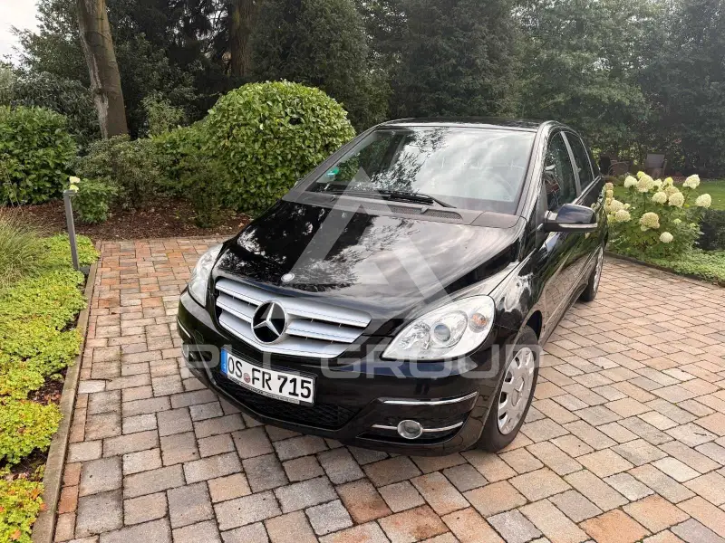2011 Mercedes Benz B 180