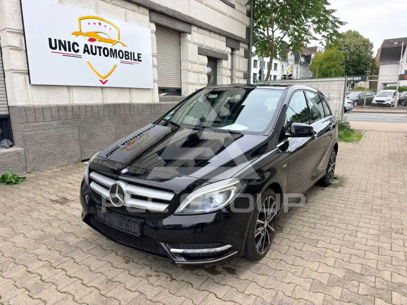 2011 Mercedes Benz B 180