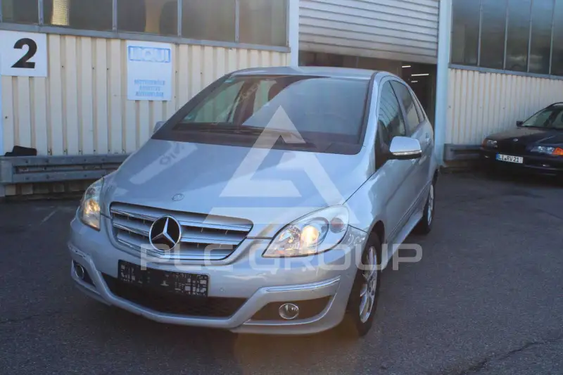 2011 Mercedes Benz B 180