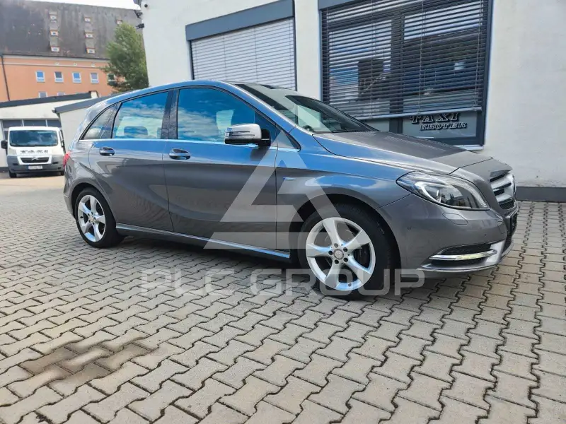 2011 Mercedes Benz B 180