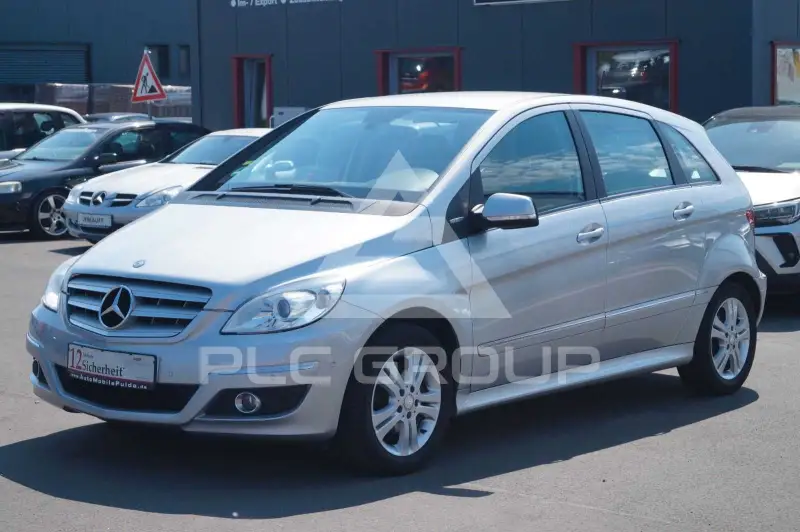 2011 Mercedes Benz B 180