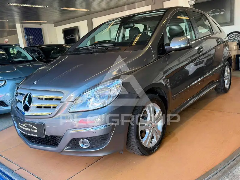 2011 Mercedes Benz B 180