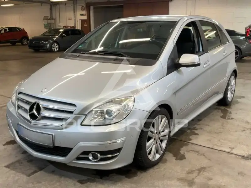 2011 Mercedes Benz B 180
