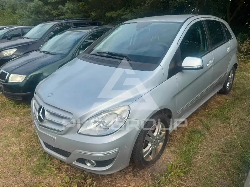 2011 Mercedes Benz B 180