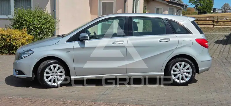 2011 Mercedes Benz B 180