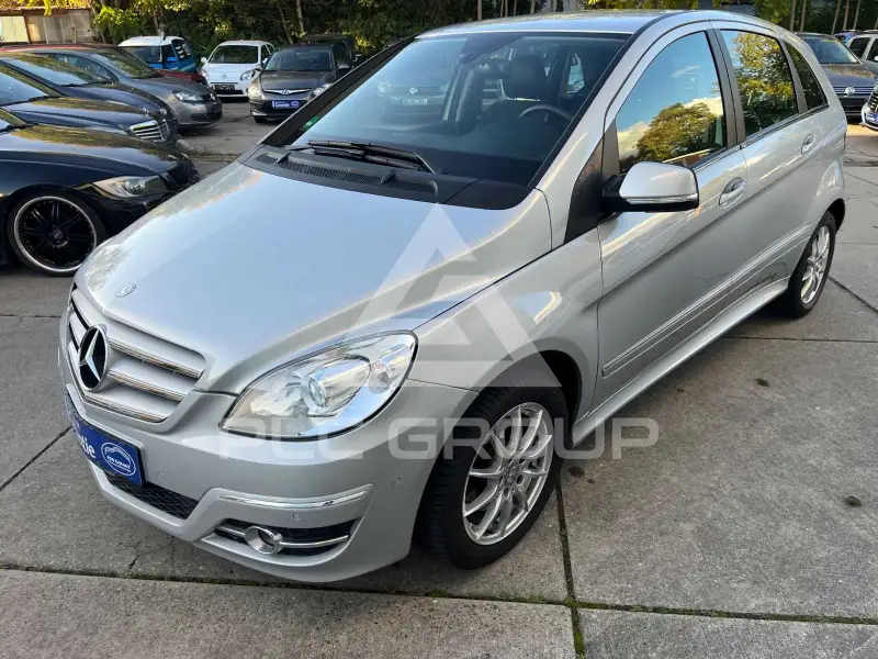 2011 Mercedes Benz B 180