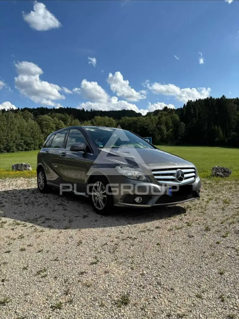 2011 Mercedes Benz B 180