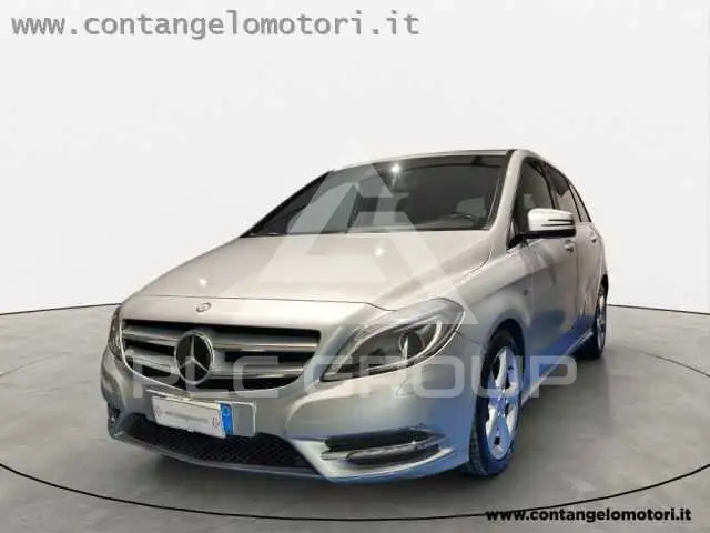 2011 Mercedes Benz B 180