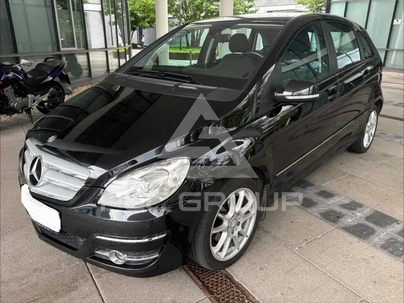 2011 Mercedes Benz B 180
