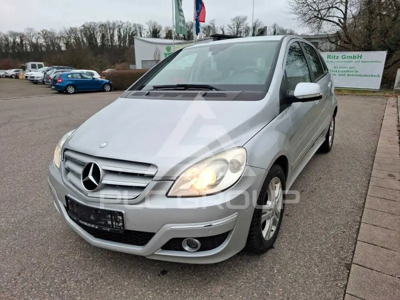 2011 Mercedes Benz B 180