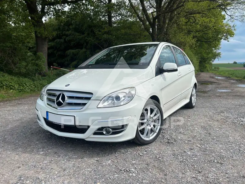2011 Mercedes Benz B 180