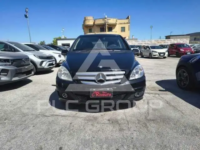 2011 Mercedes Benz B 180