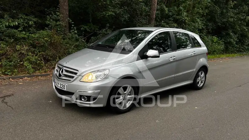 2011 Mercedes Benz B 180