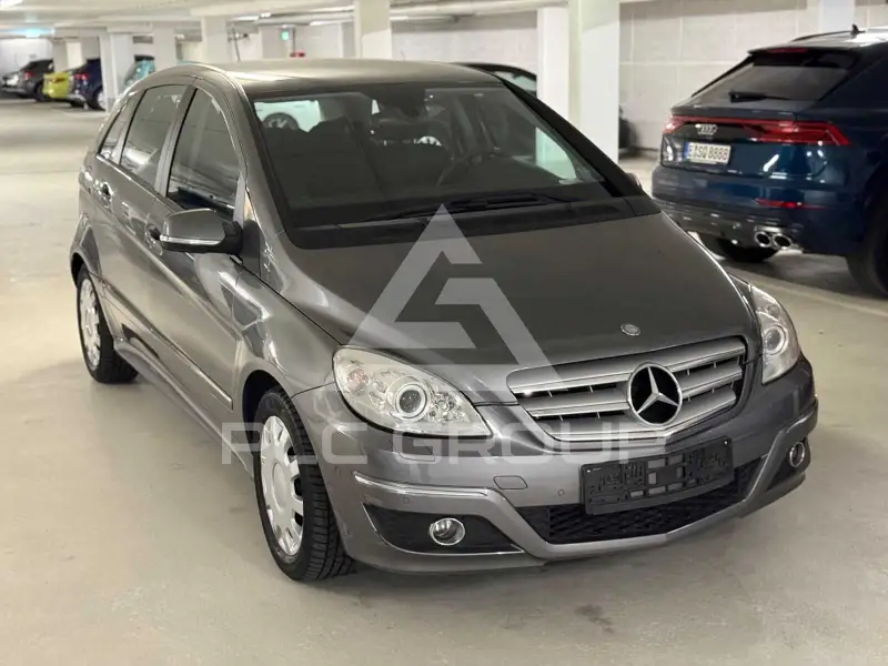 2011 Mercedes Benz B 180
