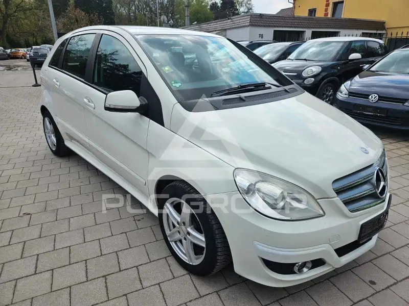 2011 Mercedes Benz B 180