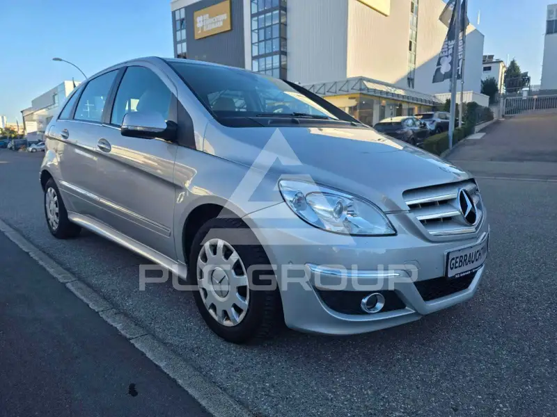 2011 Mercedes Benz B 180
