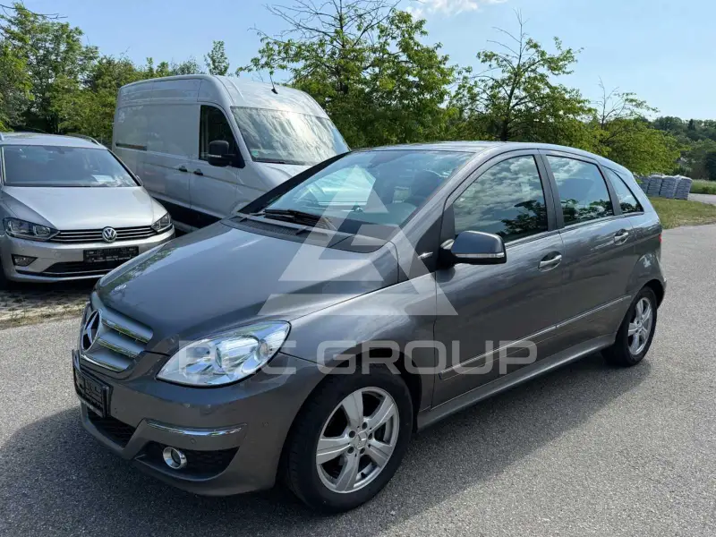 2011 Mercedes Benz B 180
