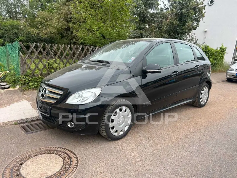 2011 Mercedes Benz B 180