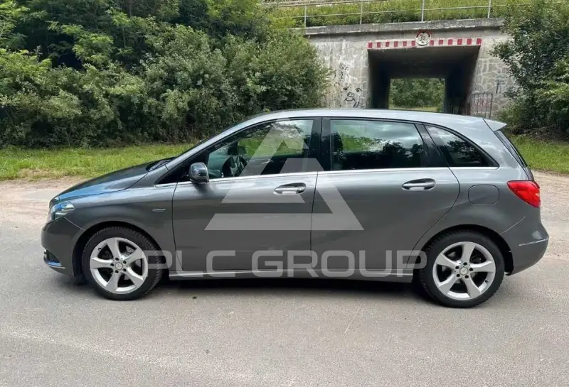 2011 Mercedes Benz B 180