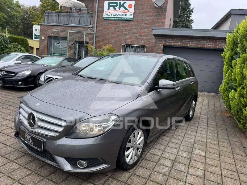 2011 Mercedes Benz B 180
