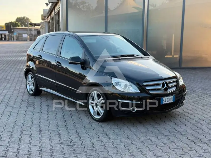 2011 Mercedes Benz B 180