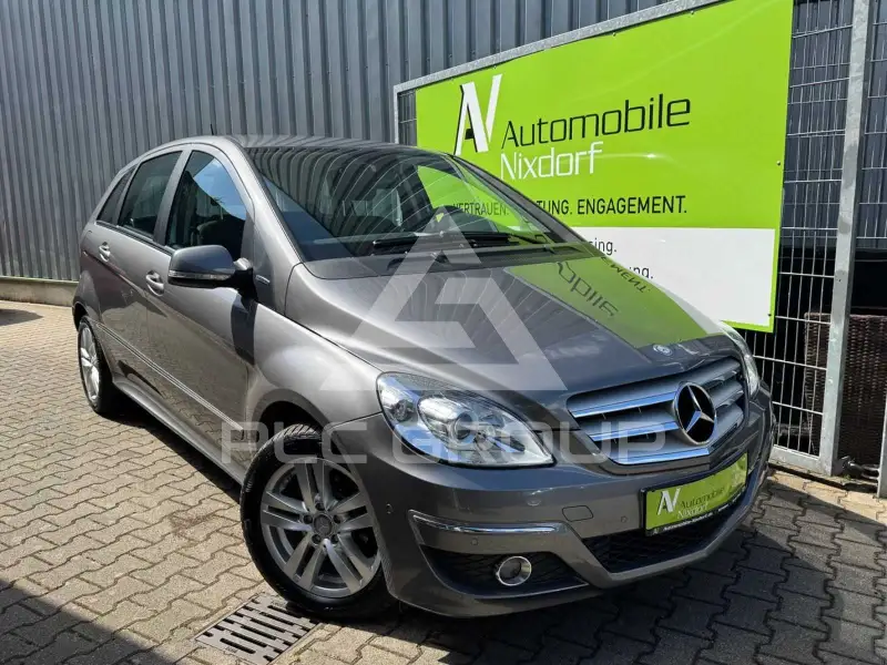 2011 Mercedes Benz B 180
