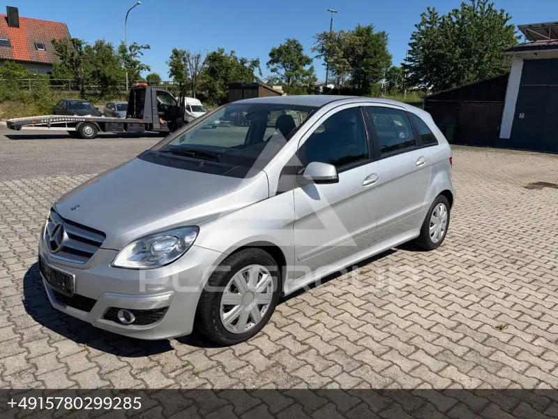 2011 Mercedes Benz B 180