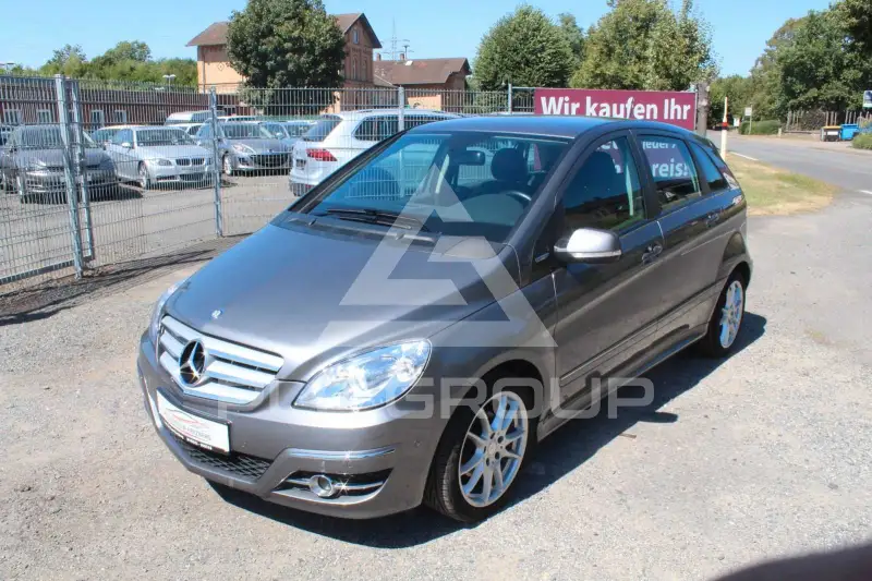 2011 Mercedes Benz B 180