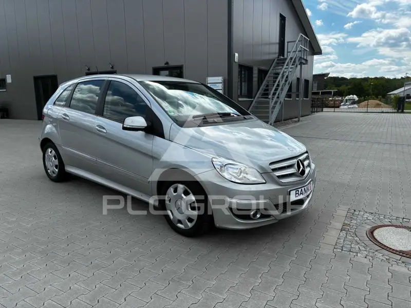 2011 Mercedes Benz B 180