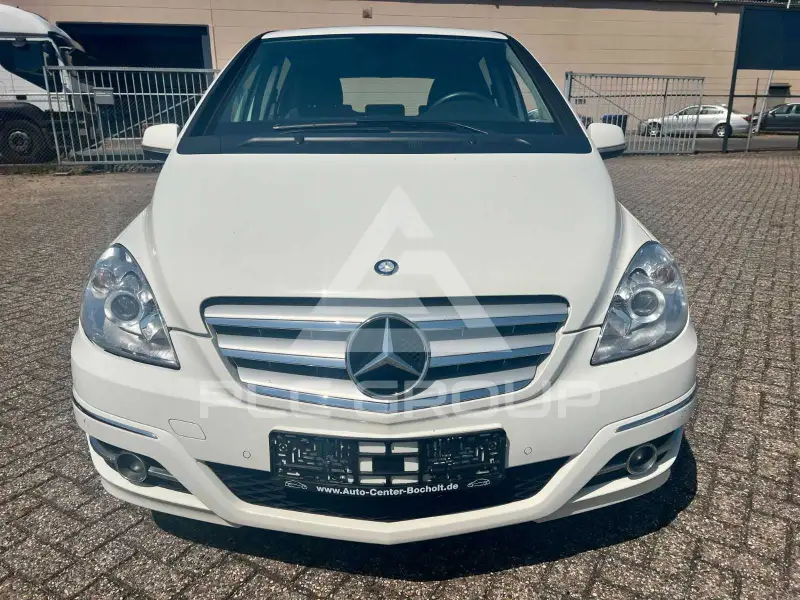 2011 Mercedes Benz B 180