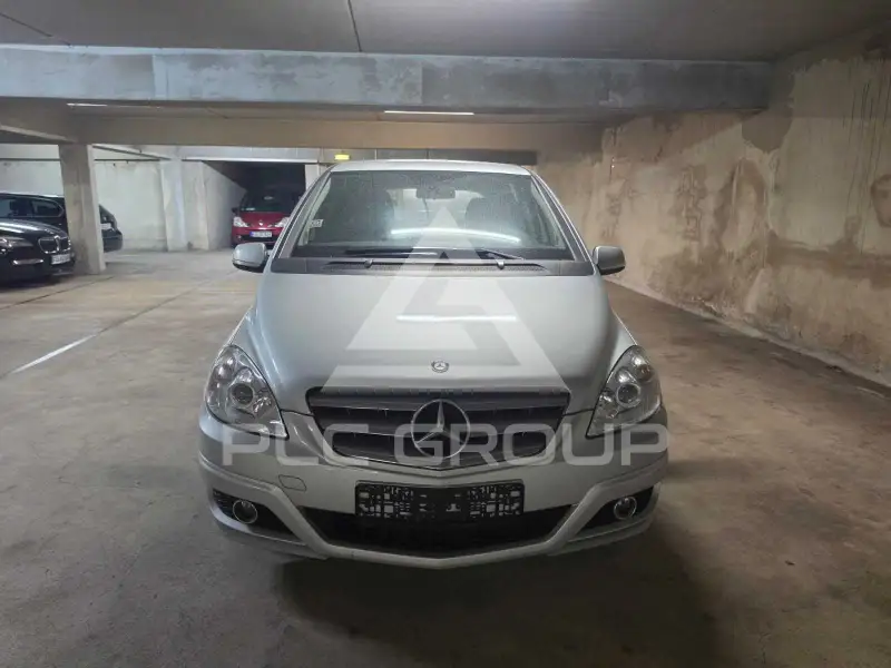 2011 Mercedes Benz B 180