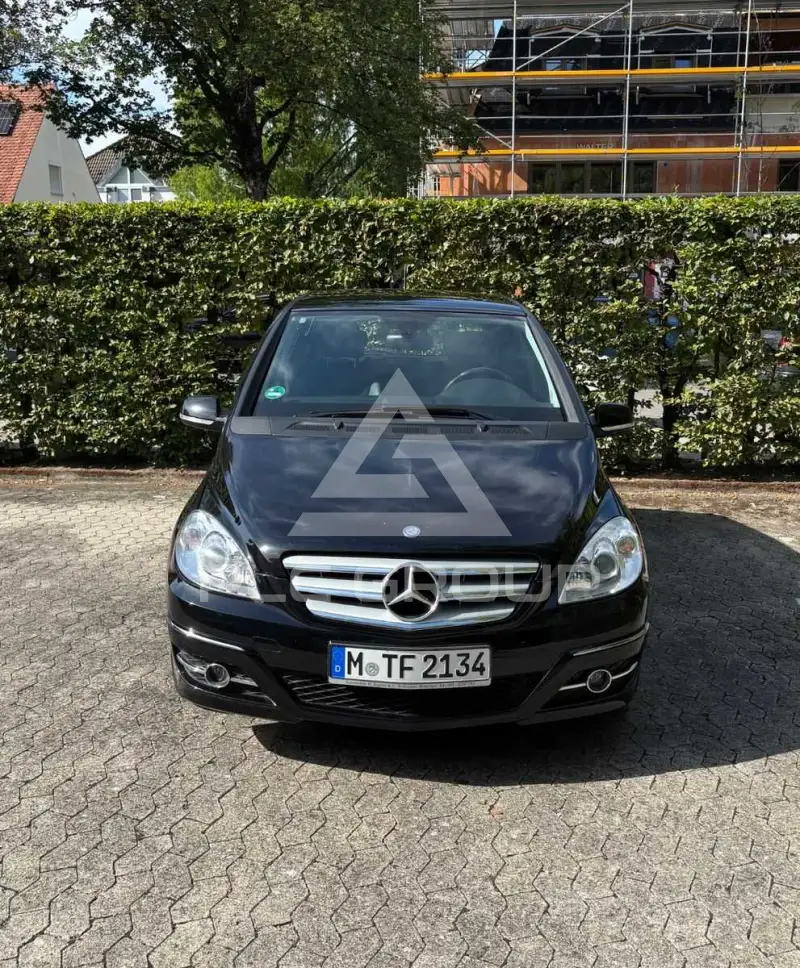 2011 Mercedes Benz B 180