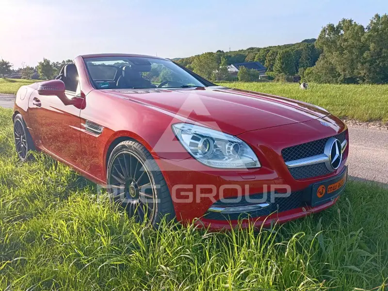 2011 Mercedes Benz SLK 250