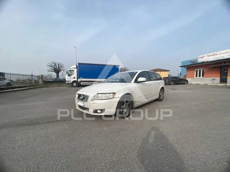 2011 Volvo V50