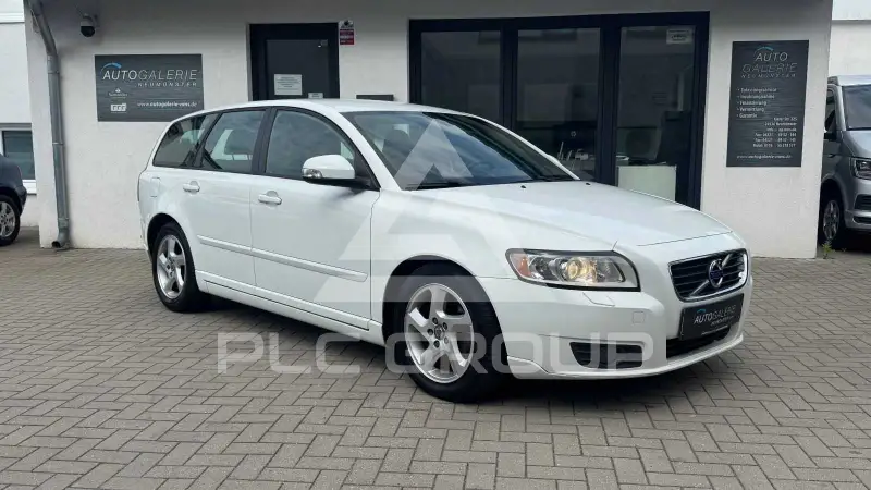 2011 Volvo V50