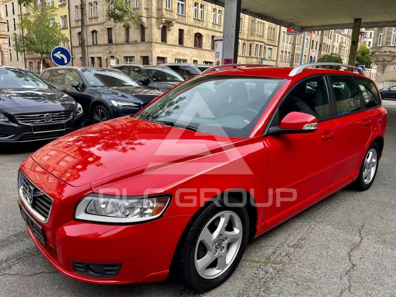 2011 Volvo V50