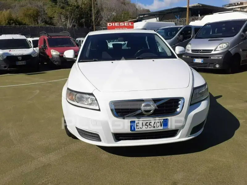 2011 Volvo V50