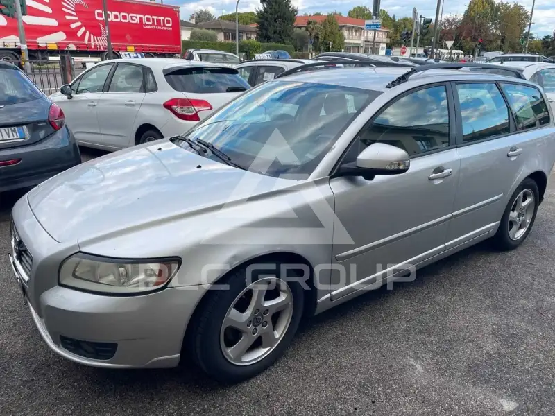 2011 Volvo V50