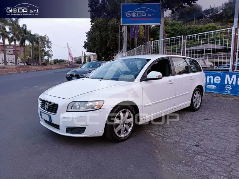 2011 Volvo V50