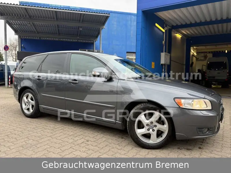 2011 Volvo V50