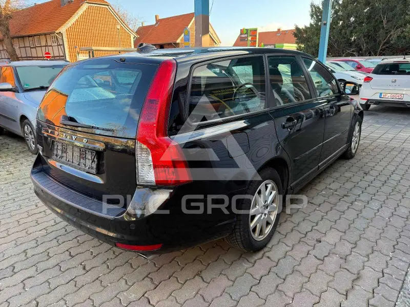 2011 Volvo V50