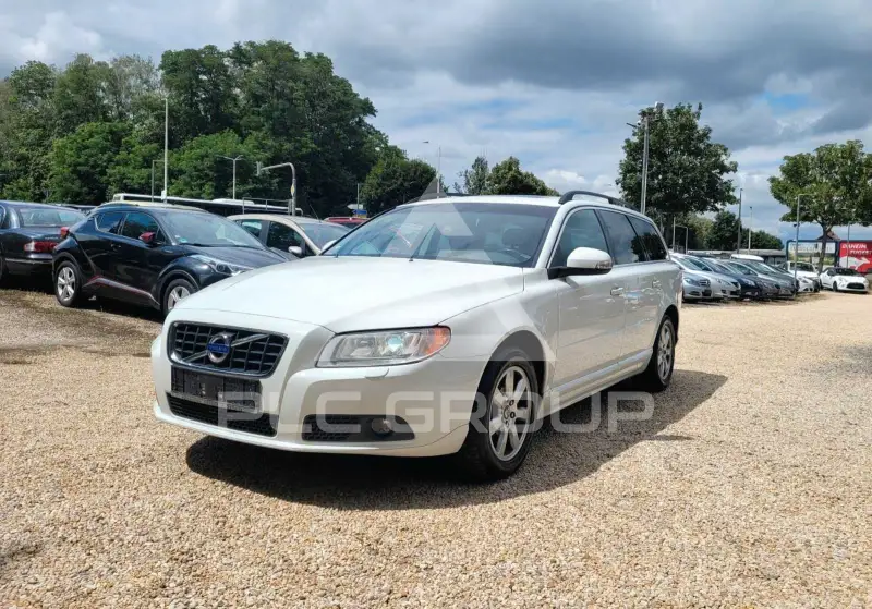 2011 Volvo V70