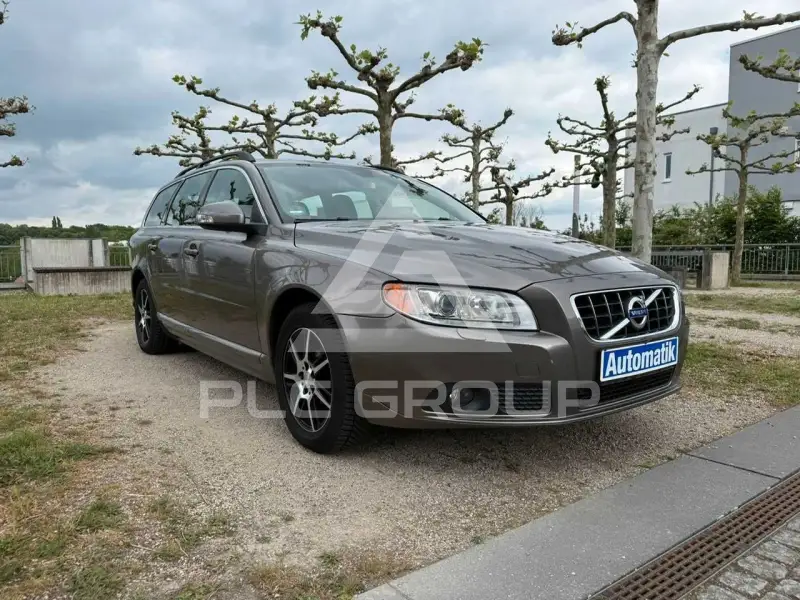 2011 Volvo V70