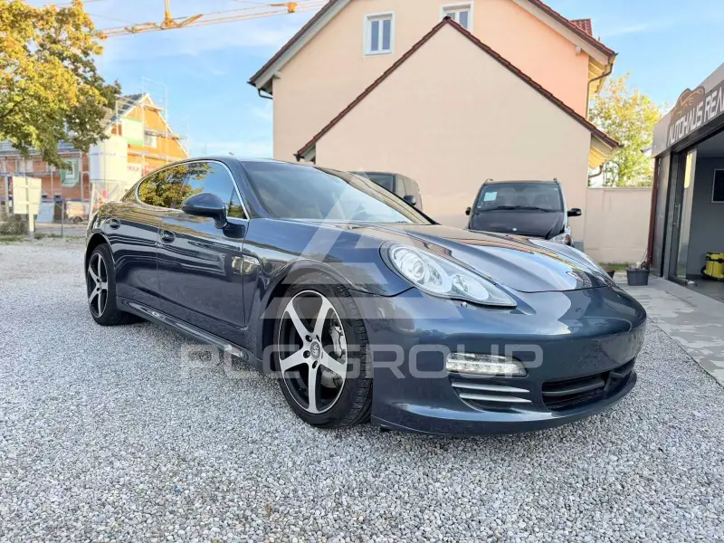 2011 Porsche Panamera