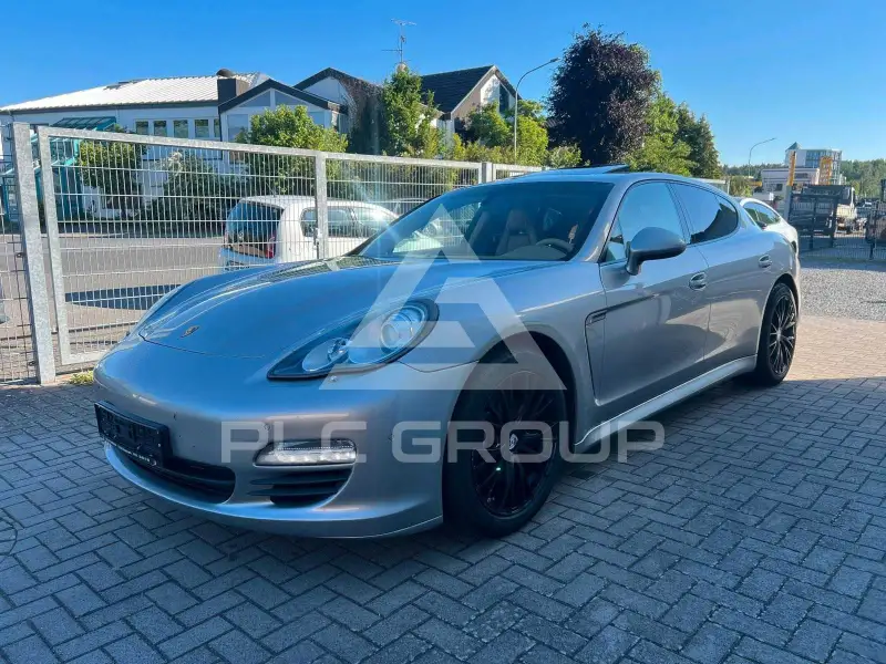 2011 Porsche Panamera