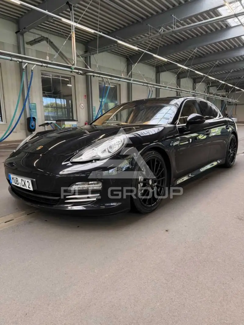 2011 Porsche Panamera