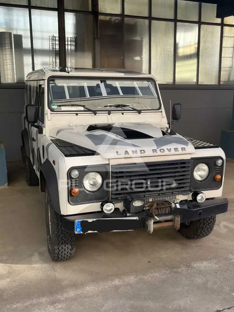 2011 Land Rover DEFENDER